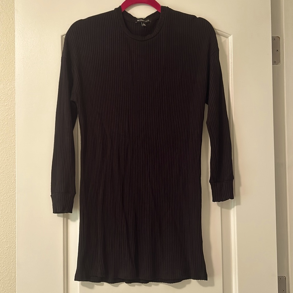 Beyond Yoga black long sleeve athleisure dress. Like new. Size small.